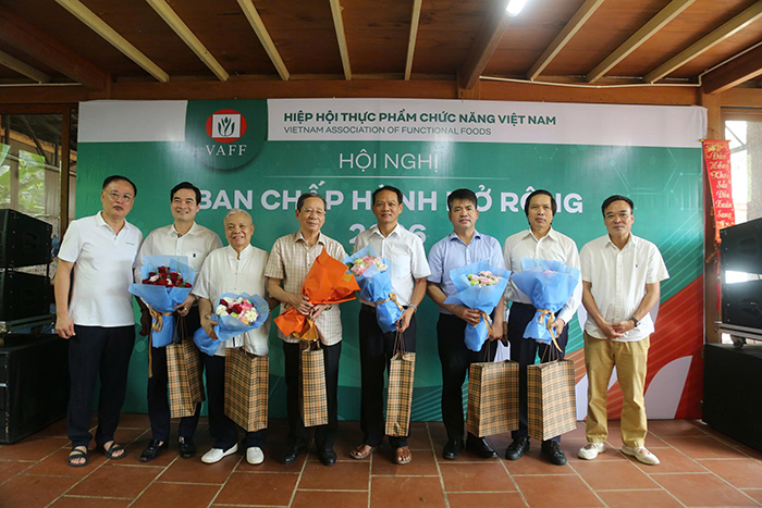 Tạp chí Sức khỏe+ tri ân các thành viên sáng lập đã đặt nền móng xây dựng cơ quan ngôn luận của VAFF từ năm 2011